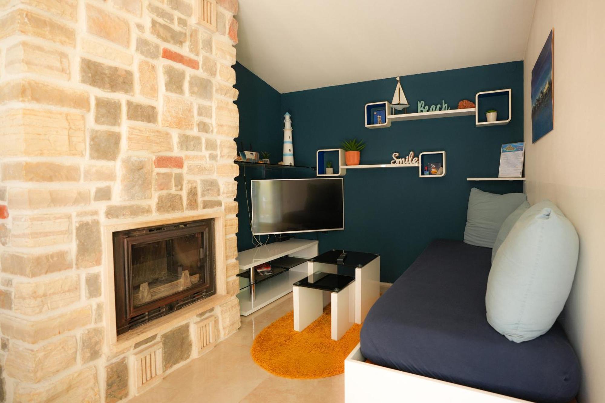 Holiday Home - Beach House 'Amarella' Turanj Exteriér fotografie
